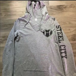 Size medium Steelers hooded long sleeve t-shirt
